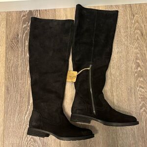 New! Born Britton Over The Knee Black Distressed Suede Boots Women’s Size 7.5